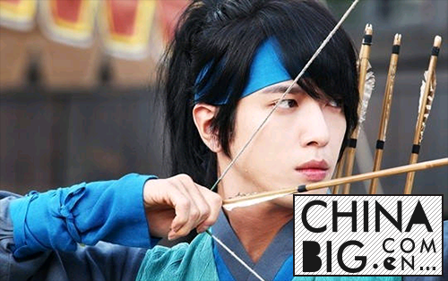 CNBLUE֣ݺں֣ݾܾμӼ̳ϵFNCѹ