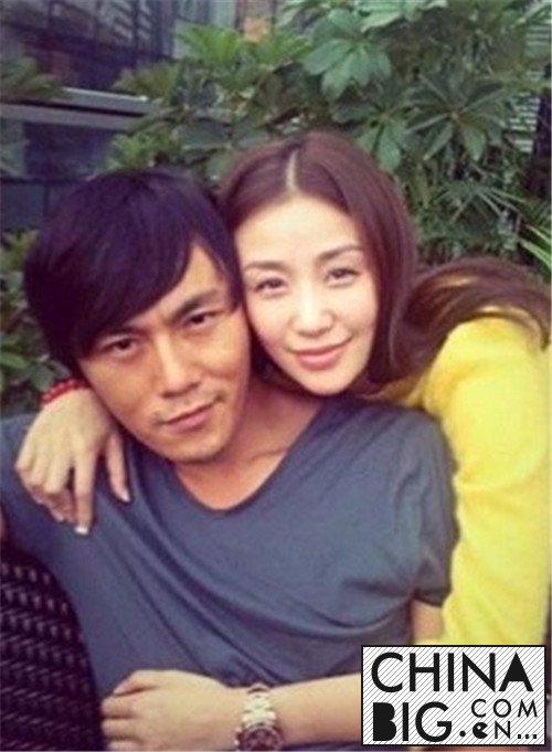 秦昊前妻是石洋子？回顾其与伊能静的甜蜜恋爱过程