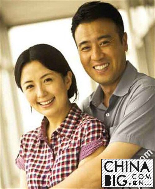 于和伟老婆宋林静照片曝光 揭他们24年恋爱经历