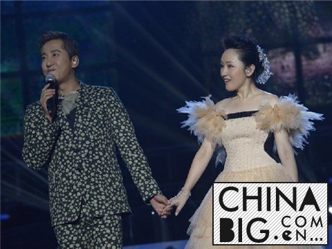 毛宁老婆是酒吧女照片曝光     毛宁与杨钰莹的关系“遇刺”事件曝同性绯闻
