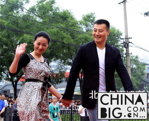 任程伟老婆黄蕾个人资料简介 任程伟两个女儿照片遭曝光