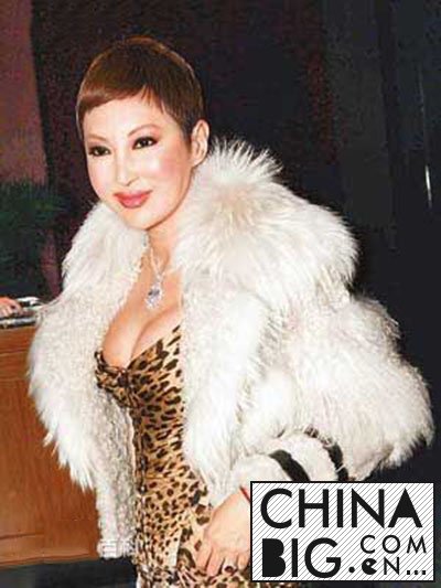 薛芷伦父亲逝世获可观遗产    薛芷伦个人资料家庭背景介绍参演电视剧大全