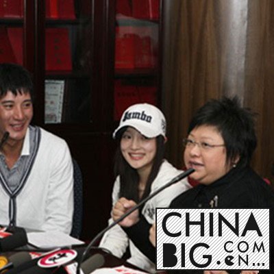 蒲巴甲与李小璐两人恋情揭秘      蒲巴甲与李小璐是什么关系？