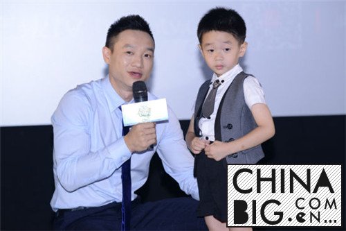 黄磊看不起杨威是真的吗？黄磊杨威斗殴是怎么回事？