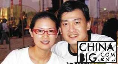 王识贤的老婆是谁？  黄识贤与黄立芸未婚生子至今未办婚礼？