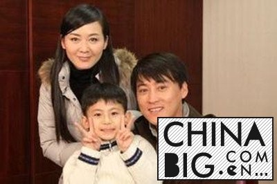 刘小锋为什么离婚？  刘小锋老婆朱墨资料介绍