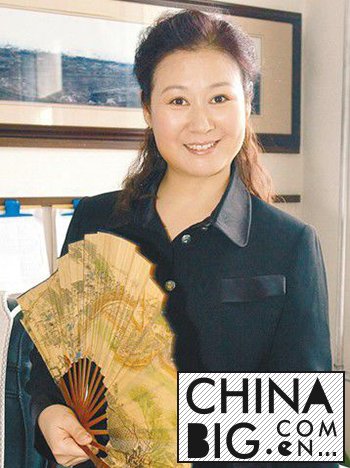 黄晓娟的老公是王奉友吗？   黄晓娟个人资料家庭背景介绍