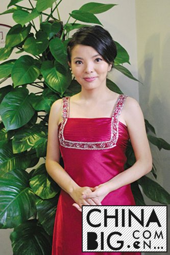 叶纯结婚没有老公是谁？  叶纯老公与孩子的照片