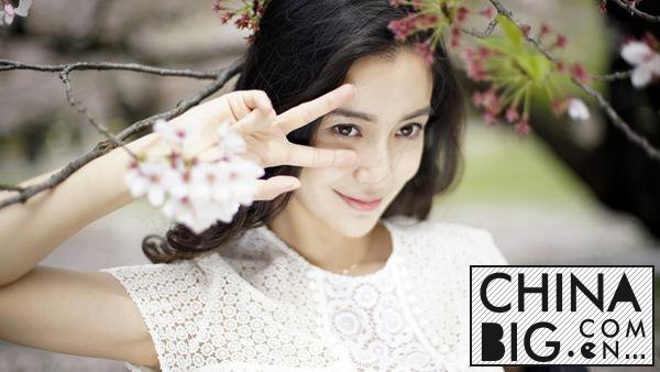  AngelaBaby ӣ û˭
