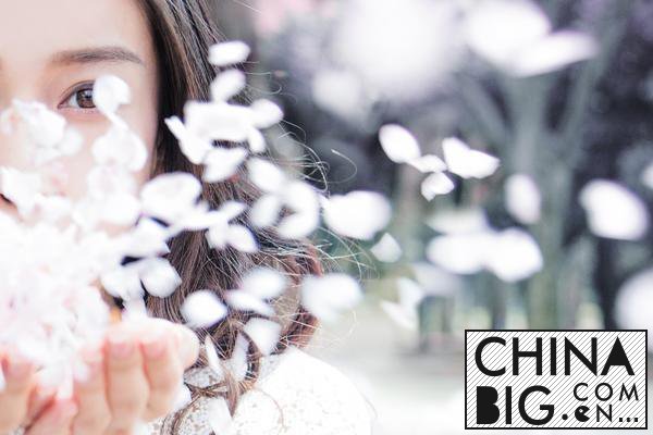  AngelaBaby ӣ û˭