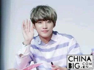 关少曾的老婆女儿照片资料 关少曾的两个女儿