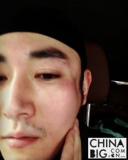 关少曾的老婆女儿照片资料关少曾的两个女儿介