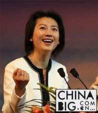 杨钰莹为什么叫岗岗? 杨钰莹为什么一直不复出