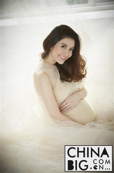 泰星AFF怀孕时的照片   AFF生的是女儿还是儿子？