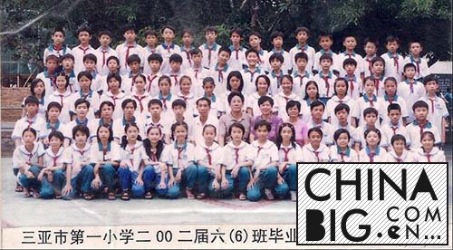 《中国新歌声》赵小熙引导师疯抢  赵小熙资料小学照片曝光