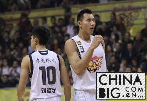 刘晓宇因易建联无缘里约奥运？  易建联和刘晓宇不和原因
