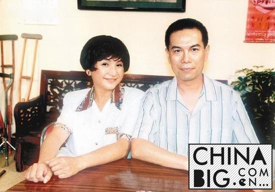 潘迎紫结过婚吗老公是谁 潘迎紫现在有没有孩子